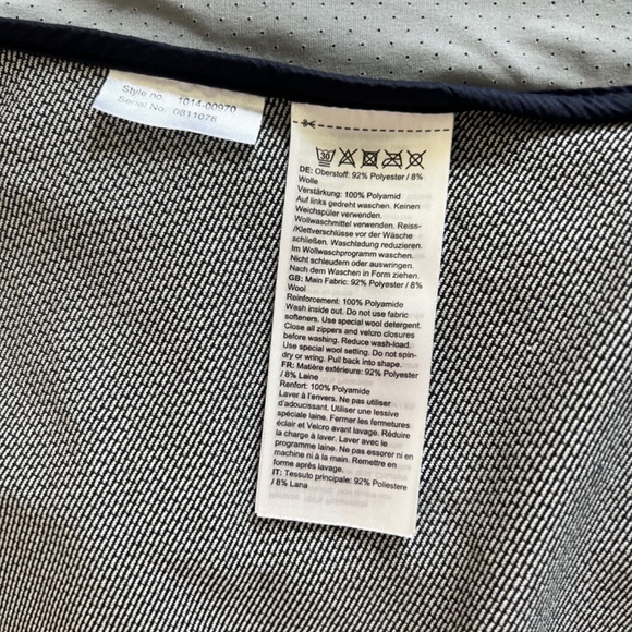 Mammut Navy Light-weight Zip Up Hoodie Jacket Size XS - Picture 11 of 15